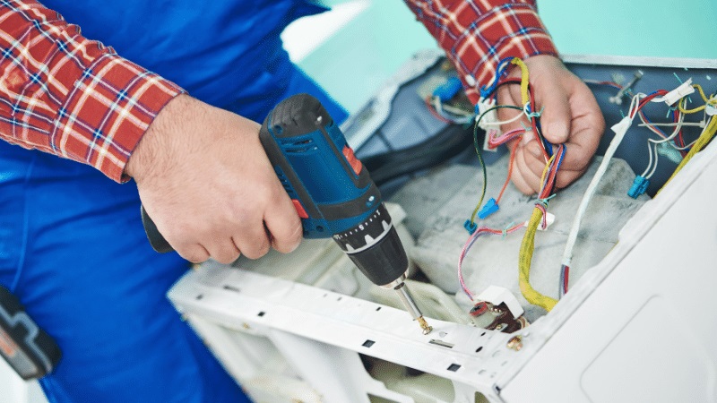 Gaziosmanpaşa Baxi Baxi çamaşır makinesi kart tamiri – Su almama arızası orijinal parça ile giderildi. - Teknik servis örneği